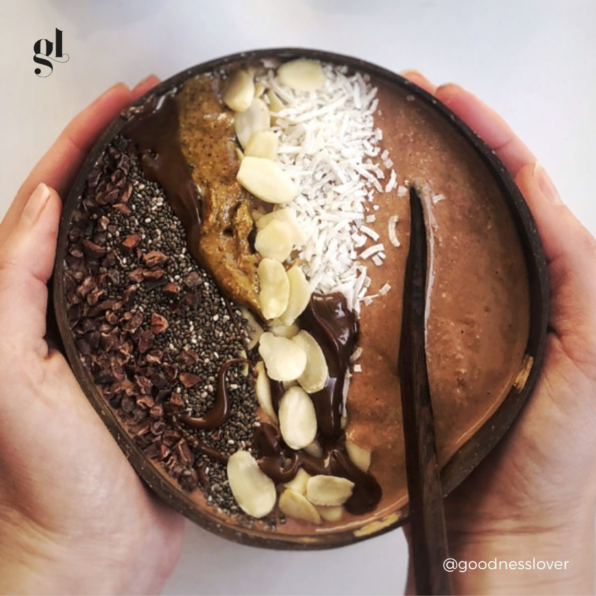 Magnesium-Packed Smoothie Bowl